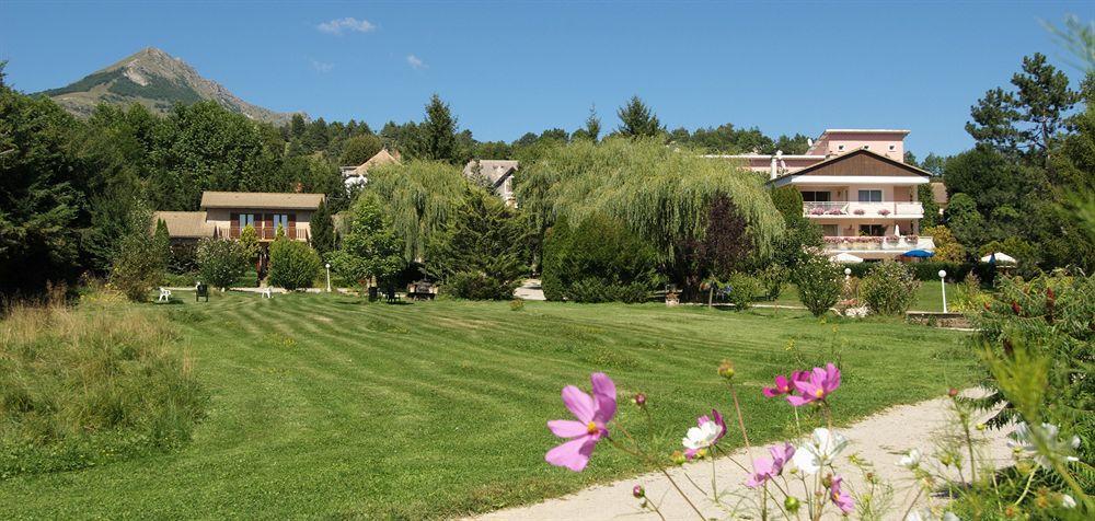 Hotel & Restaurant Azur La Freissinouse Exteriör bild