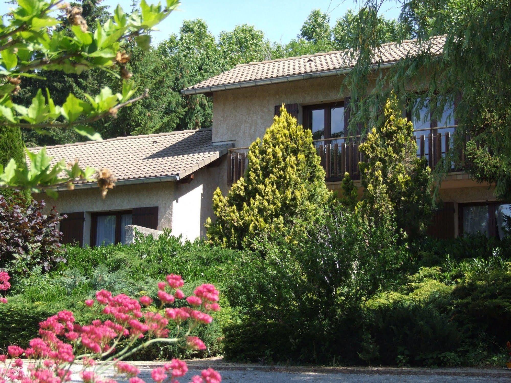 Hotel & Restaurant Azur La Freissinouse Exteriör bild