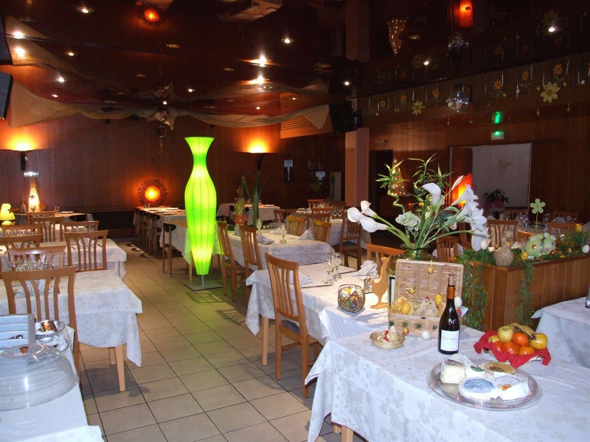 Hotel & Restaurant Azur La Freissinouse Exteriör bild