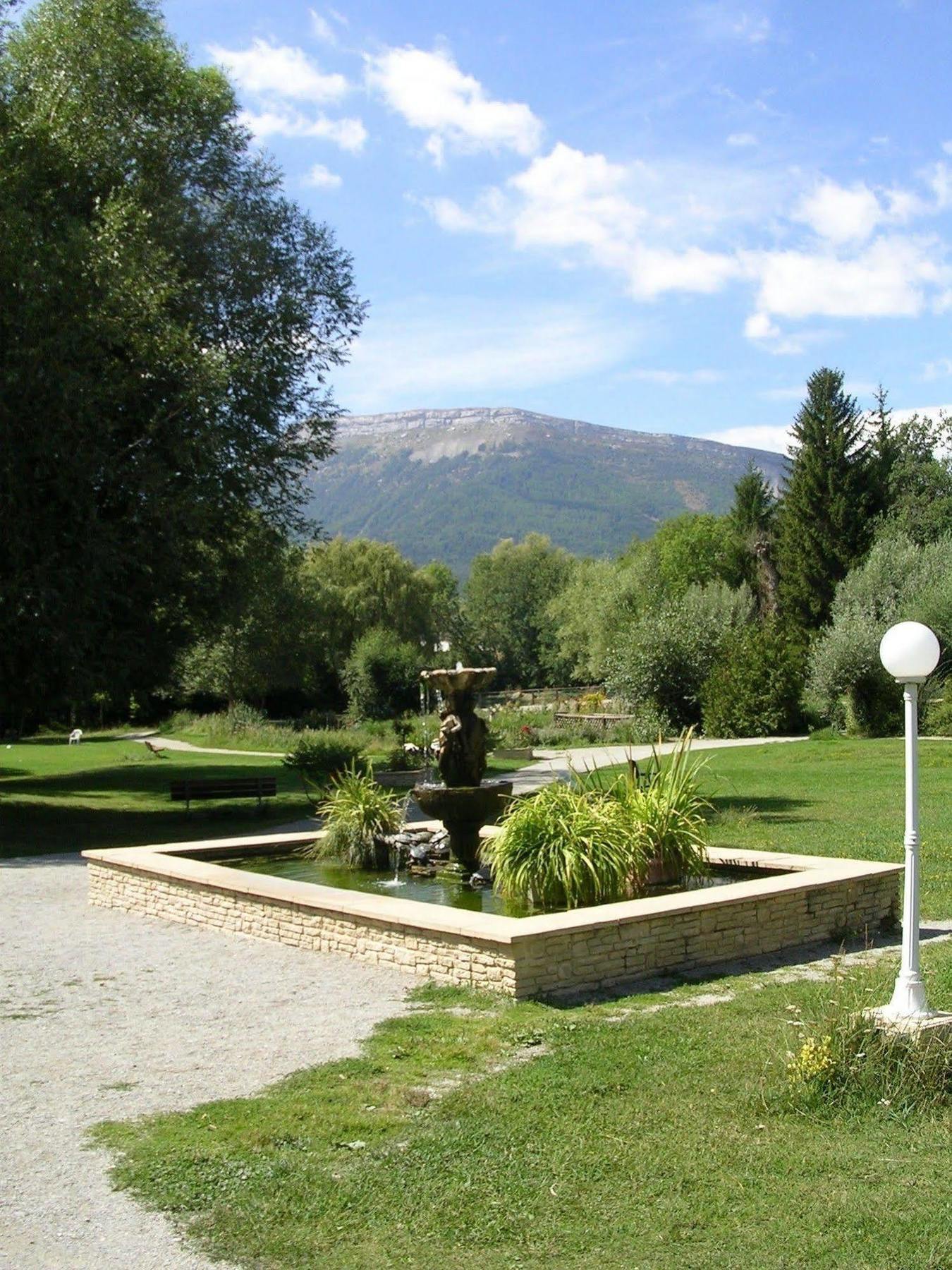 Hotel & Restaurant Azur La Freissinouse Exteriör bild